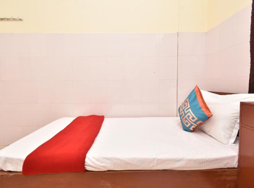 Book Budget Double or Twin Room room in Kannur