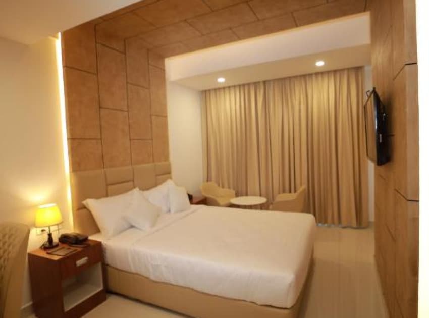 Book EXECUTIVE ROOMS-DOUBLE room in Kasaragod