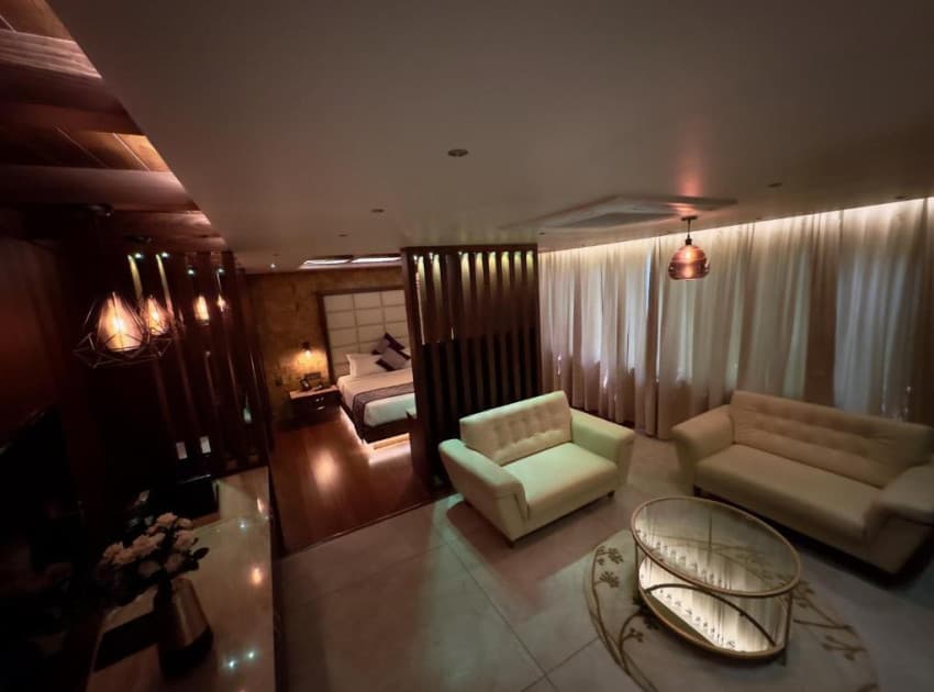 Book Premier room in Cochin