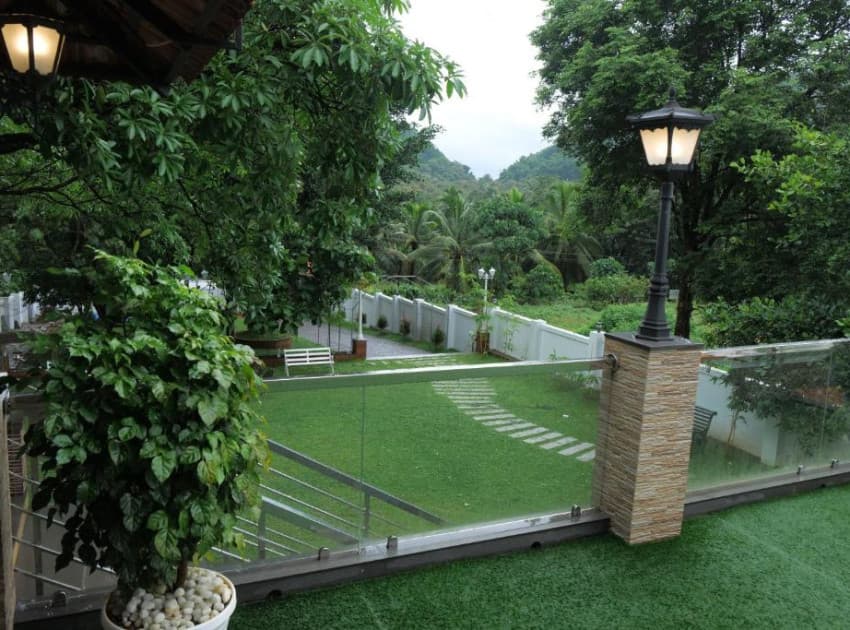 Book Ac Dormitory room in Athirapally