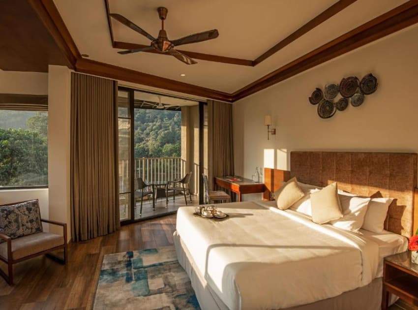 Book Presidential Suite room in Athirapally