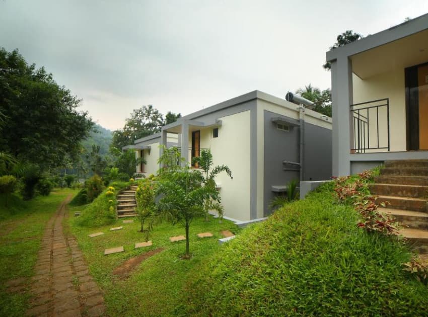 Book Pool Villa 01 Bed Room room in Athirapally