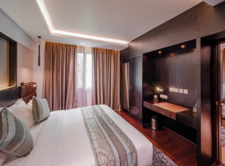 Book Deluxe Queen Suite room in Trivandrum