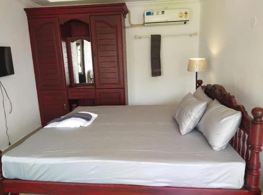 Book Deluxe Double Room AC with Sea View room in Kovalam