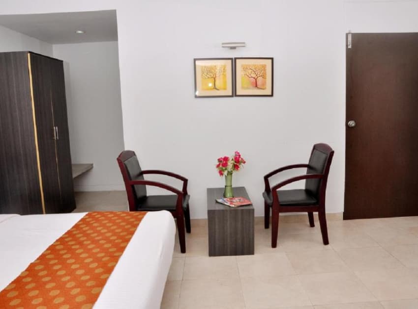 Book Deluxe Double Room room in Palakkad