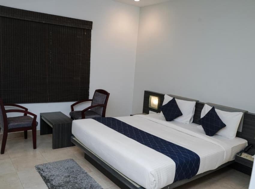 Book Suite Room room in Palakkad