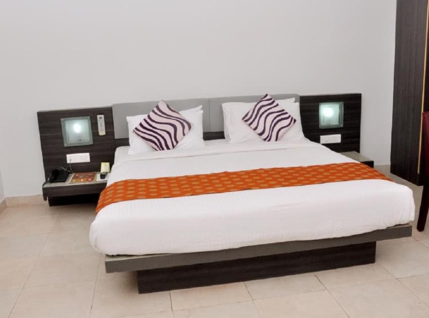 Book Superior Double Room room in Palakkad