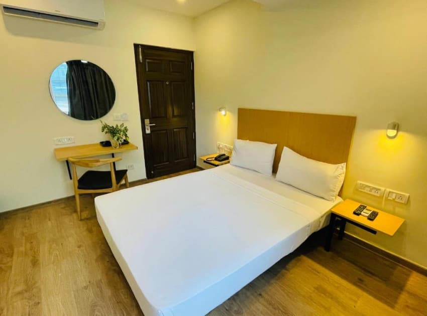 Book Economy Double Room room in Bangalore