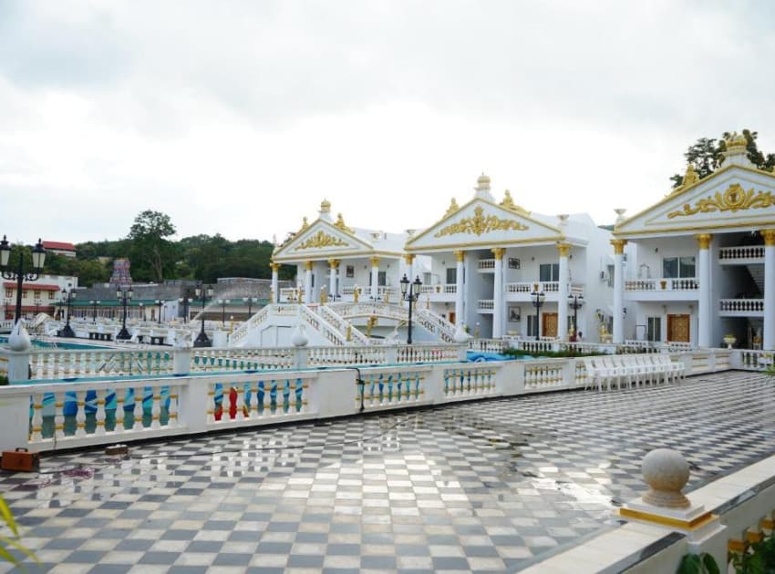 Book Andhapuram (2Bed Room+Pool) room in Yelagiri