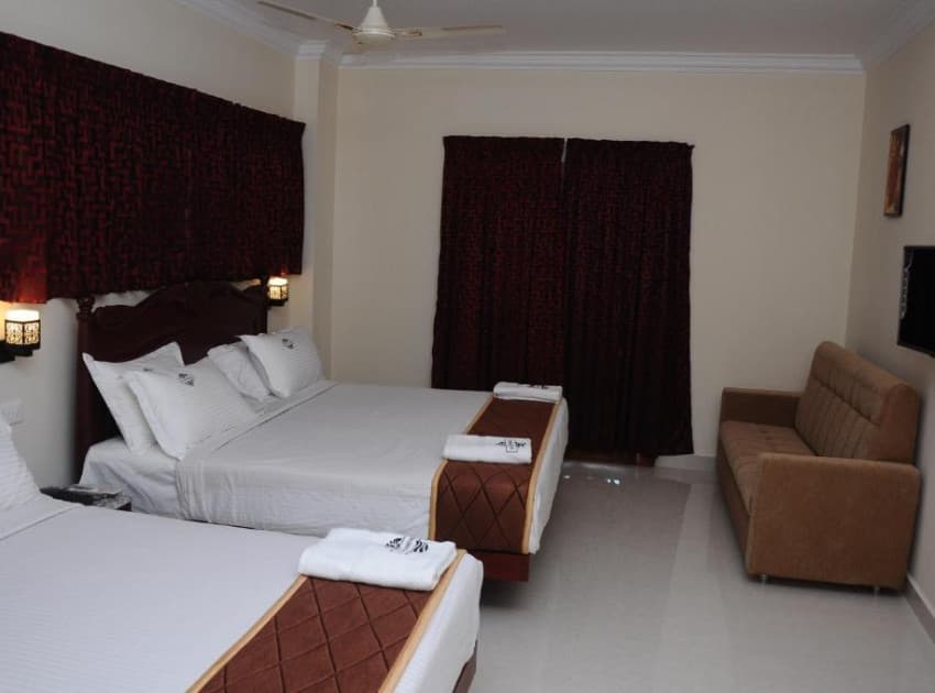 Book Deluxe Four Bed room in Kanyakumari