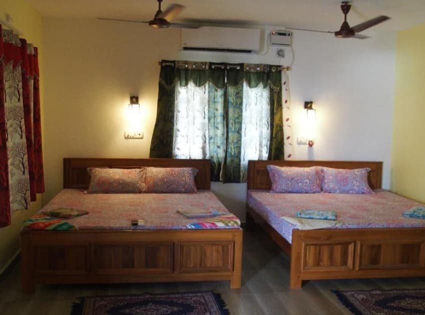 Book Economy Double Room room in Mahabalipuram