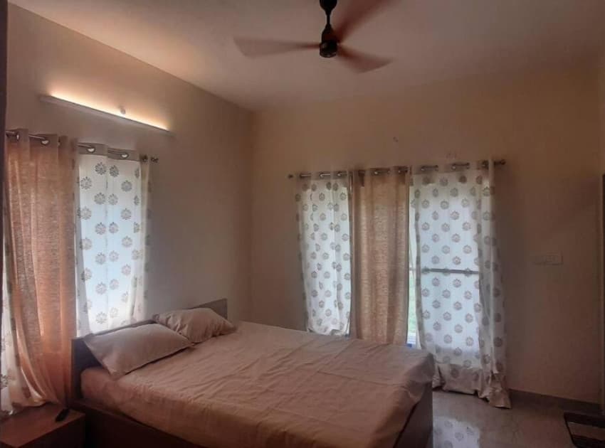 Book King Bedroom with Garden View room in Yelagiri