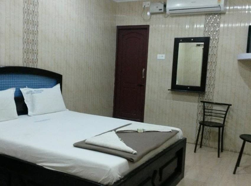 Book 2 Bed Non A/C Room room in Rameswaram