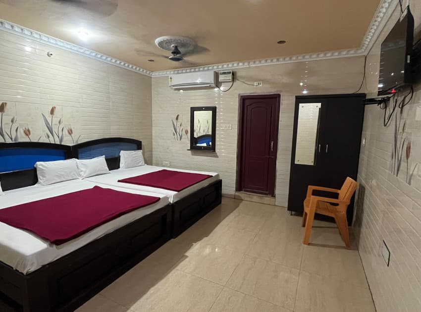 Book 4 Bed Non A/C Room room in Rameswaram