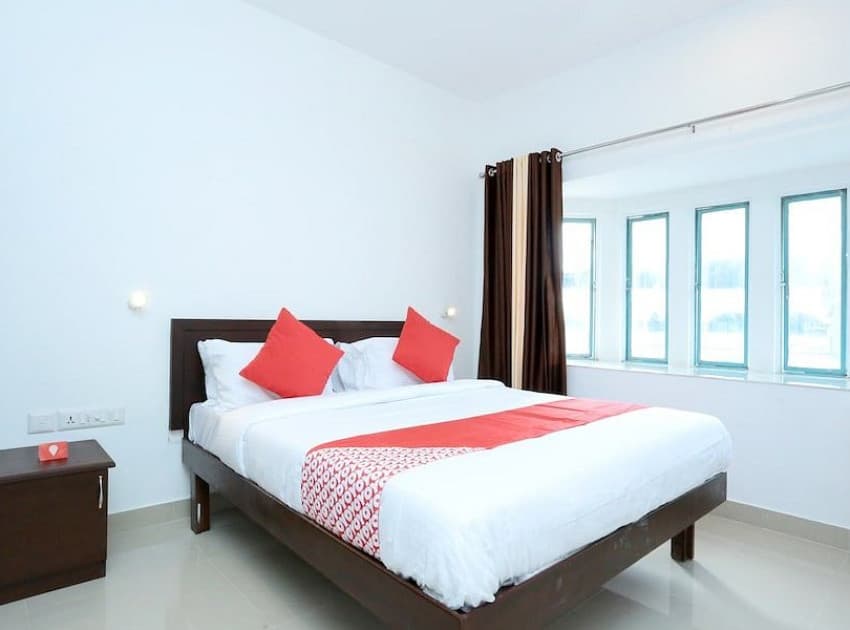 Book Standard Double Room room in Guruvayur