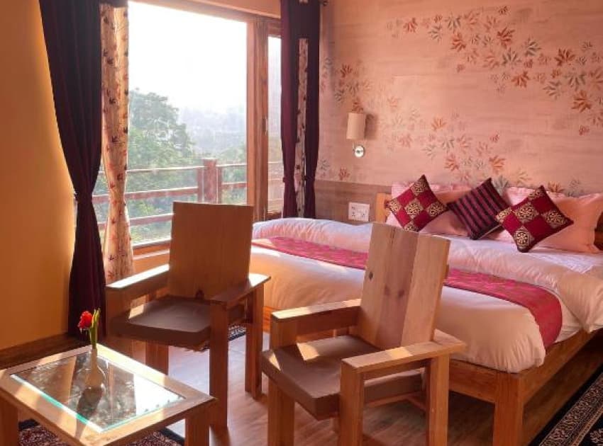 Book Superior Suite room in Nainital