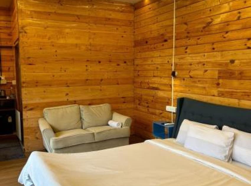 Book Junior Suite with Mountain View room in Bangalore