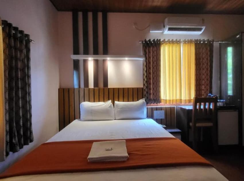Book Superior Single Room room in Kollam