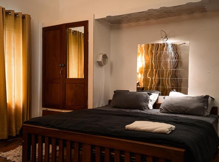 Book Deluxe Villa room in Trivandrum