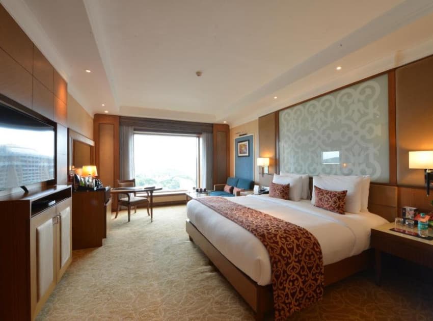 Book Premium King Room room in Chennai