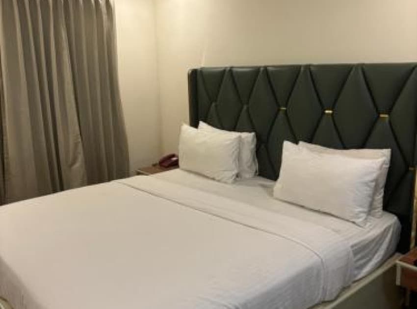 Book Family Room room in Goa