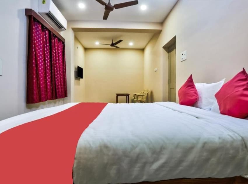 Book Budget Double Room room in Pondicherry