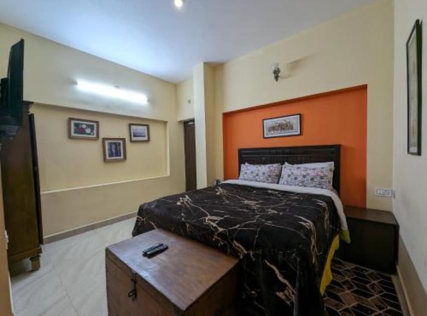 Book Deluxe Queen Room room in Kodaikanal