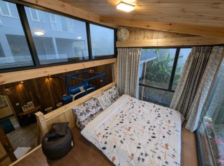 Book Deluxe Bungalow room in Kodaikanal