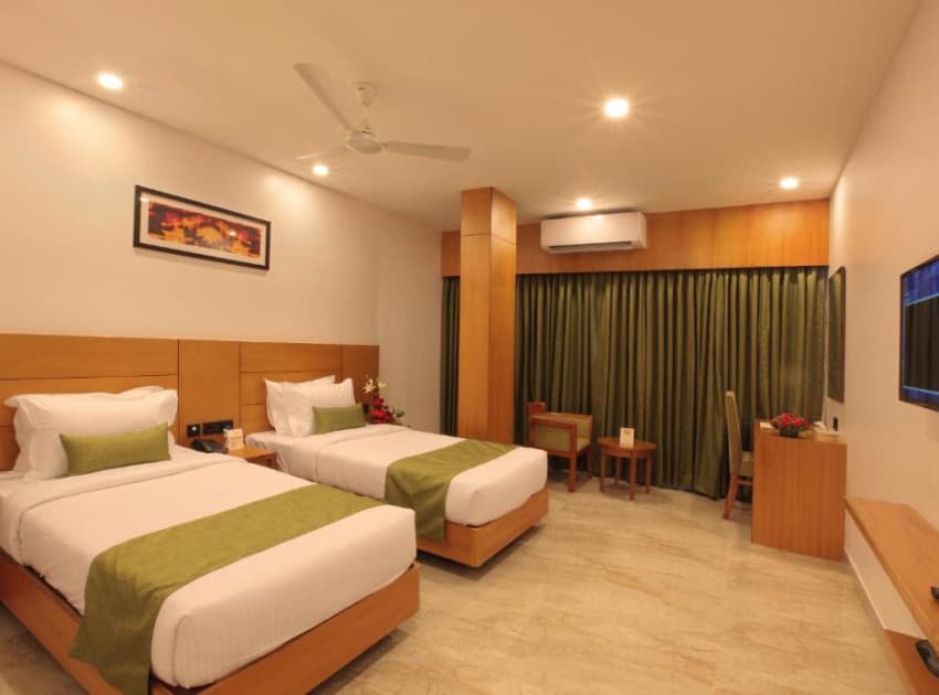 Book Deluxe Double Room room in Thrissur