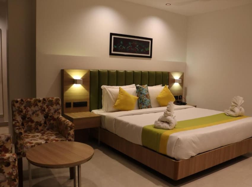 Book Family Suite room in Thrissur