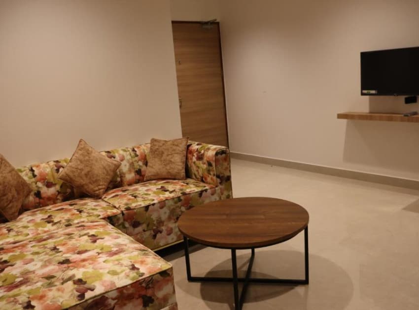 Book Family Suite room in Thrissur