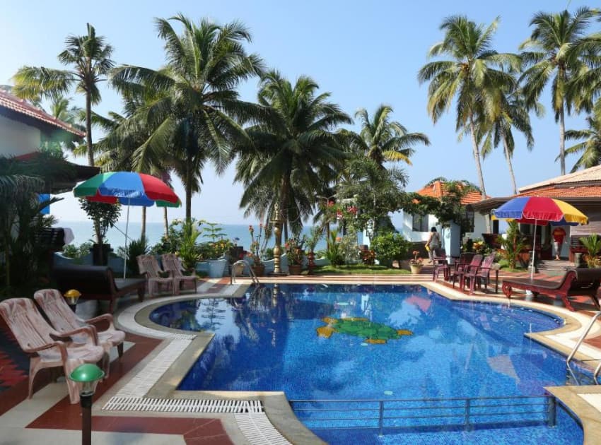 Book Deluxe Cottage room in Varkala